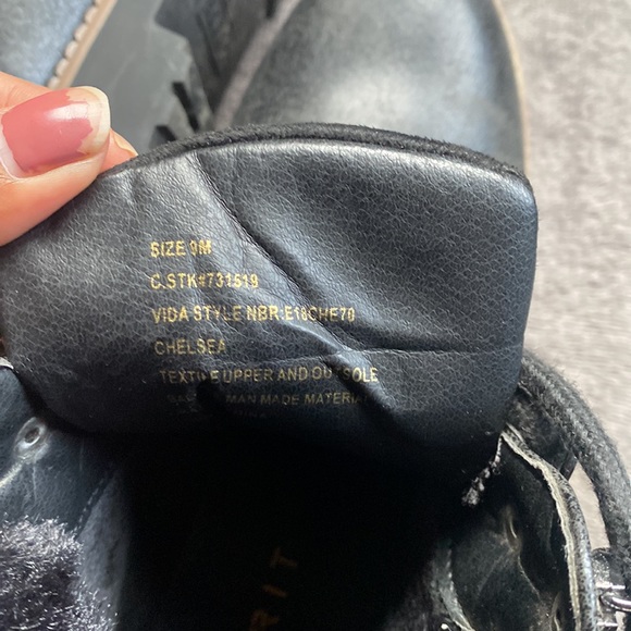 Size 9 esprit boots good condition - Picture 3 of 3